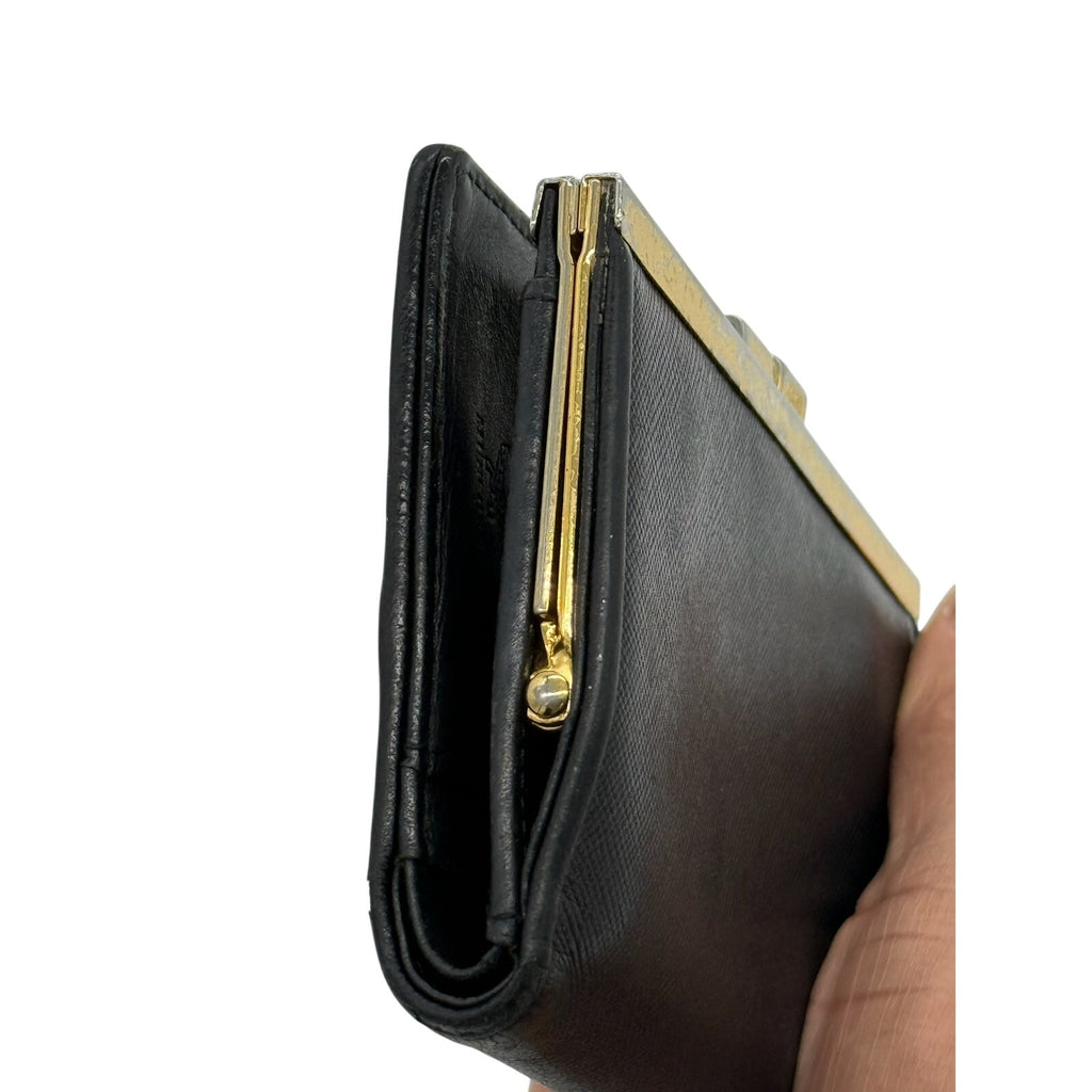 MCM LEATHER CHARM KISSLOCK BI-FOLD WALLET*Calf skin leather