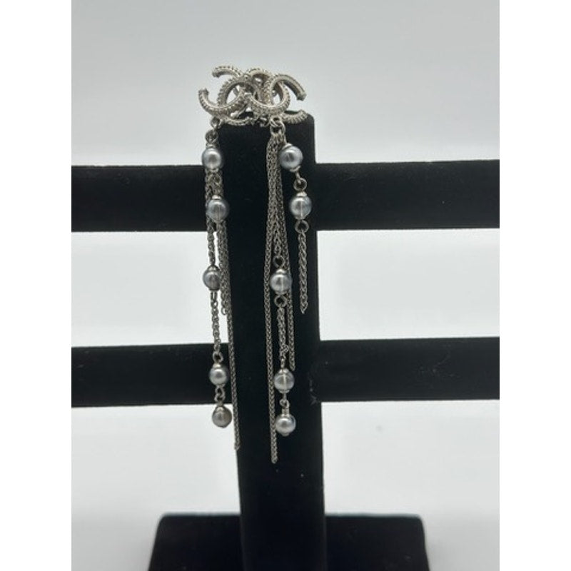 Chanel Metiers d'Art Crystal, Pearl & CC Logo Chandelier Earrings clip-on