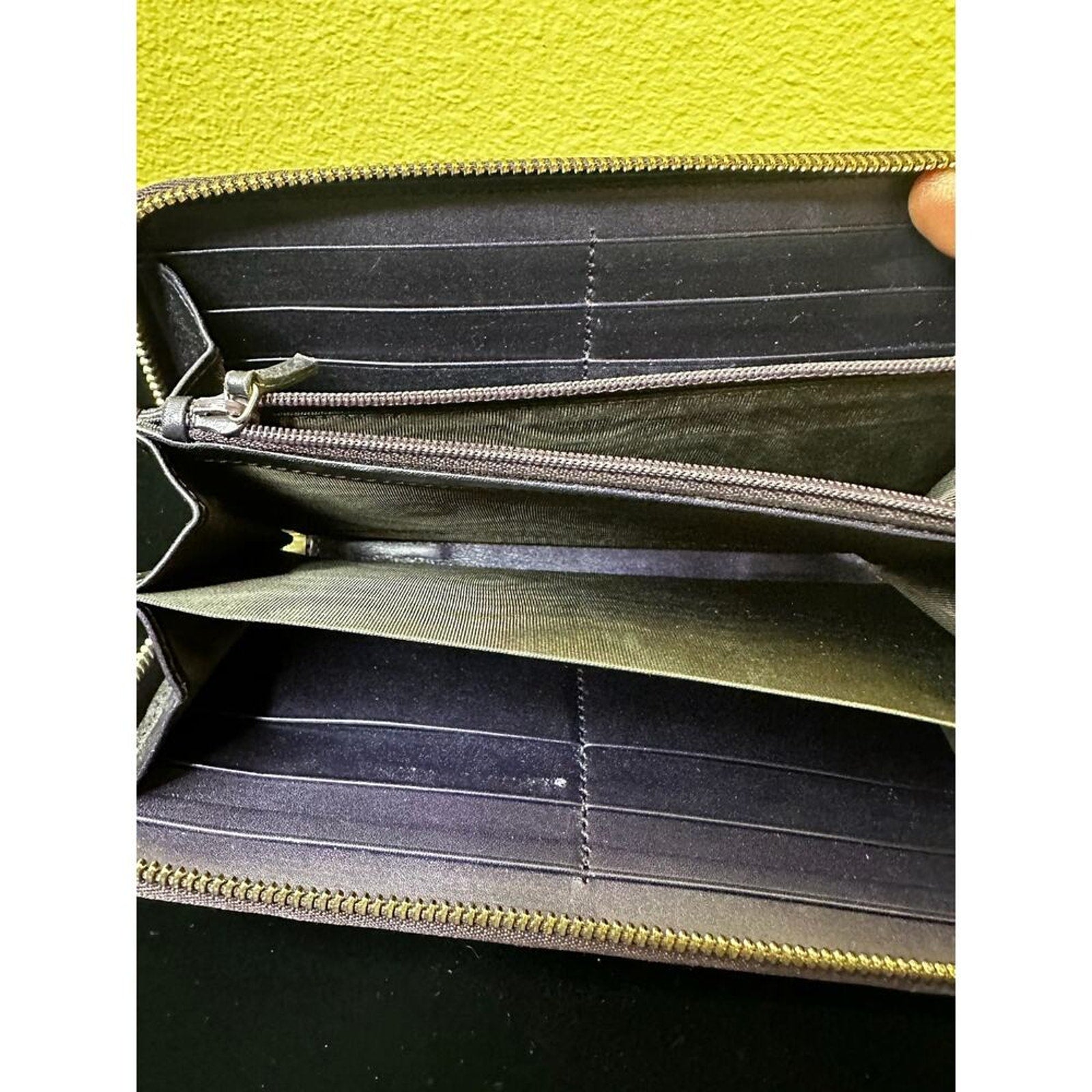 Rare Purple Gucci‎ Guccissima Long Wallet Zip Around*Beautiful! Great Condition!