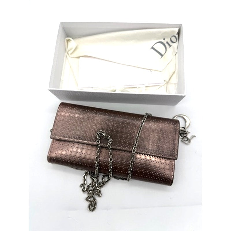 CHRISTIAN DIOR METALLIC ROSE PATENT MICRO-CANNAGE WALLET ON CHAIN*Full Set