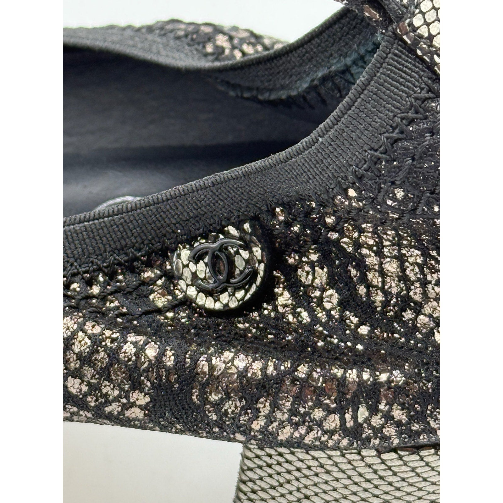 Chanel Black Gold Embossed Lace Pumps *SIZE 36C*Very nice Vintage Condition