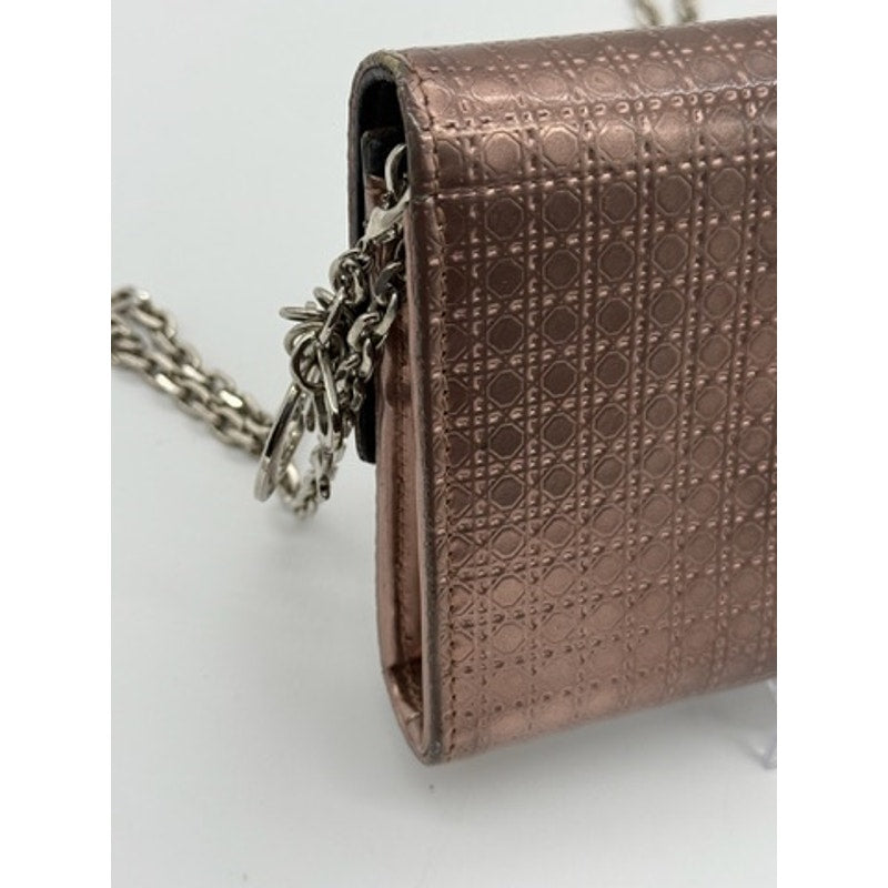 CHRISTIAN DIOR METALLIC ROSE PATENT MICRO-CANNAGE WALLET ON CHAIN*Full Set