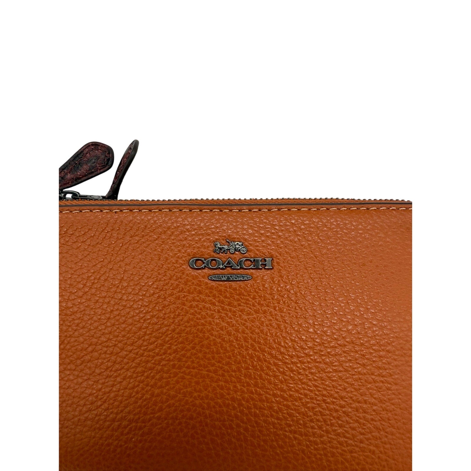 RETAIL $198 Coach Pebbled Leather and Exotic Snake Skin Trim Corner Zip Wristlet