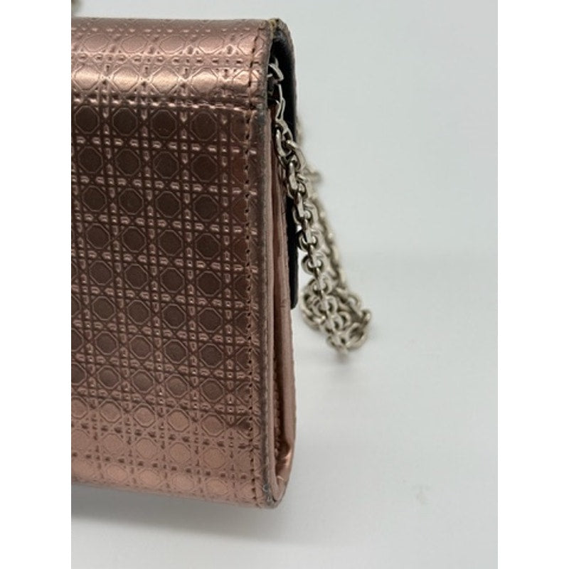 CHRISTIAN DIOR METALLIC ROSE PATENT MICRO-CANNAGE WALLET ON CHAIN*Full Set