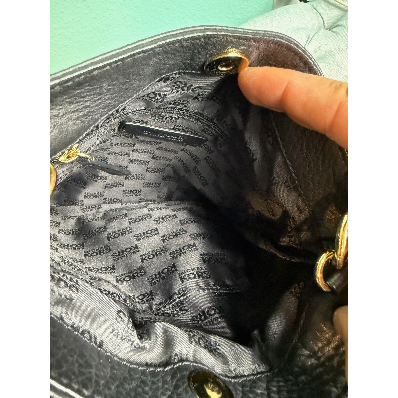 Michael Kors Hamilton Black Leather Messenger*Crossbody*Excellent Condition