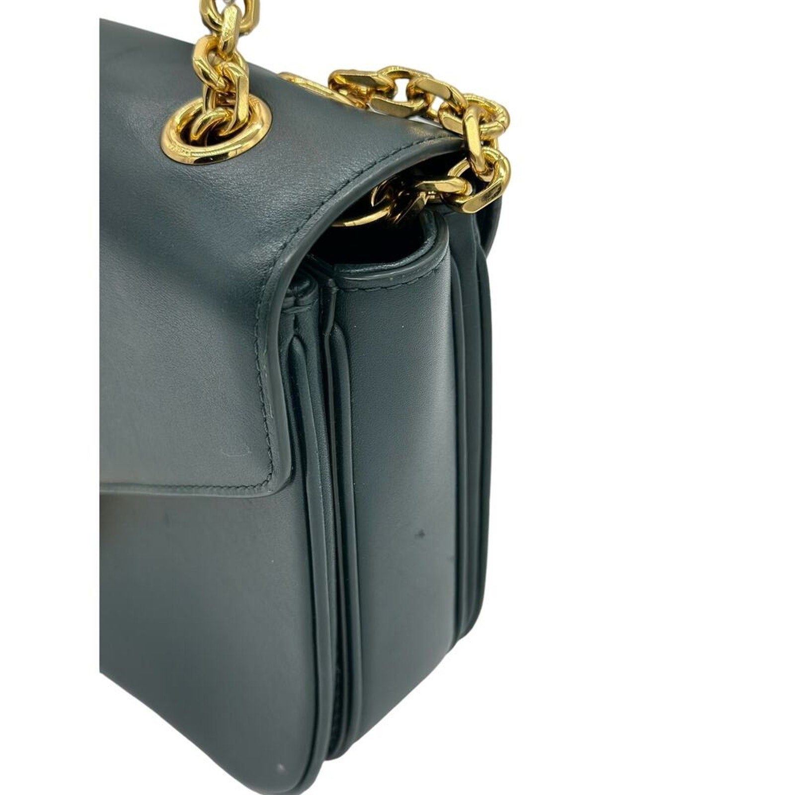 Celine Shiny Calfskin Medium C‎ Bag Hunter Green 2018 collection! Gorgeous!
