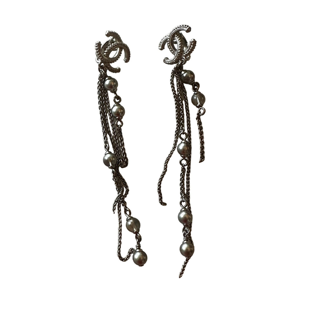 Chanel Metiers d'Art Crystal, Pearl & CC Logo Chandelier Earrings clip-on