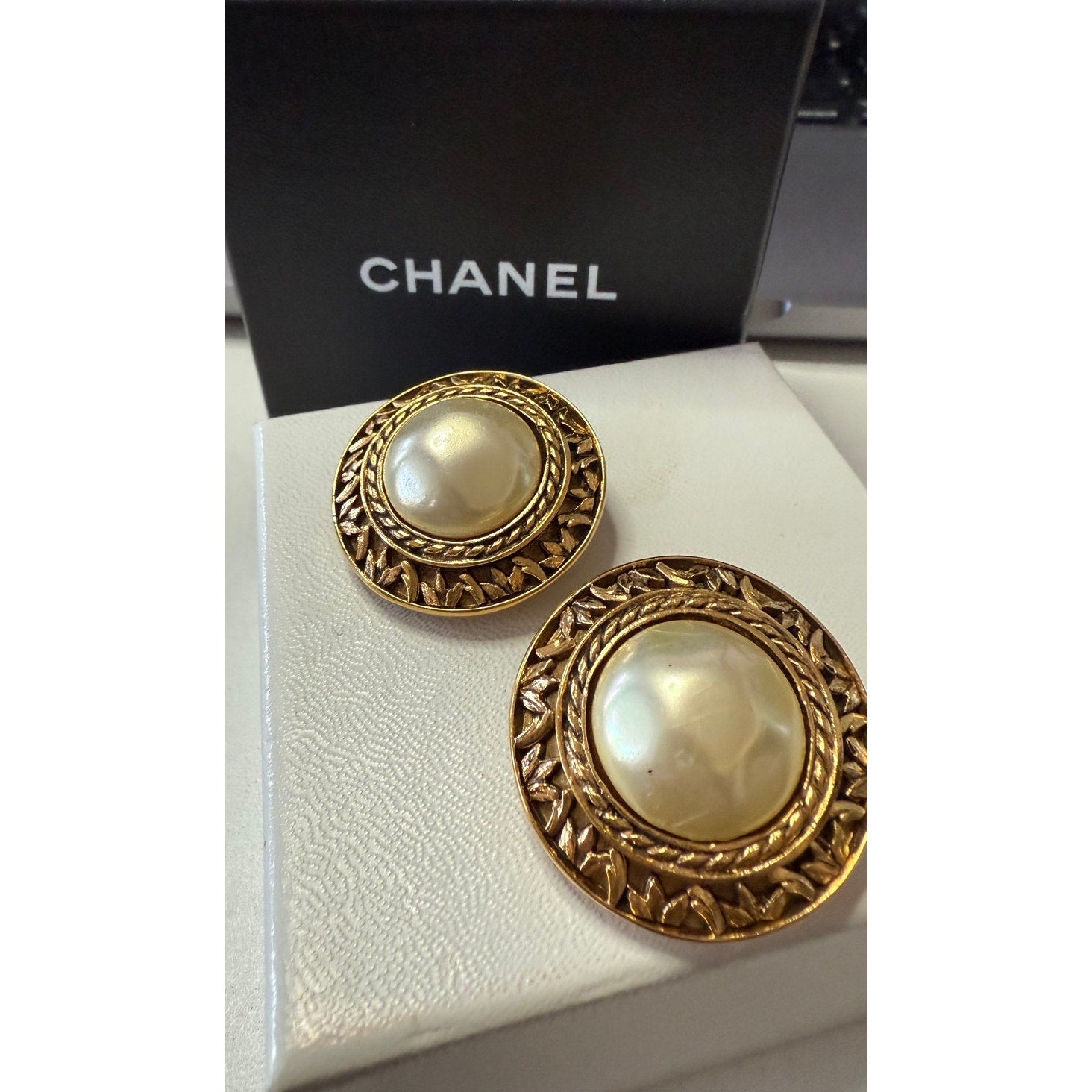 Vintage Chanel Faux pearl 24K Gold plated clip-on earrings*Chanel BOX included