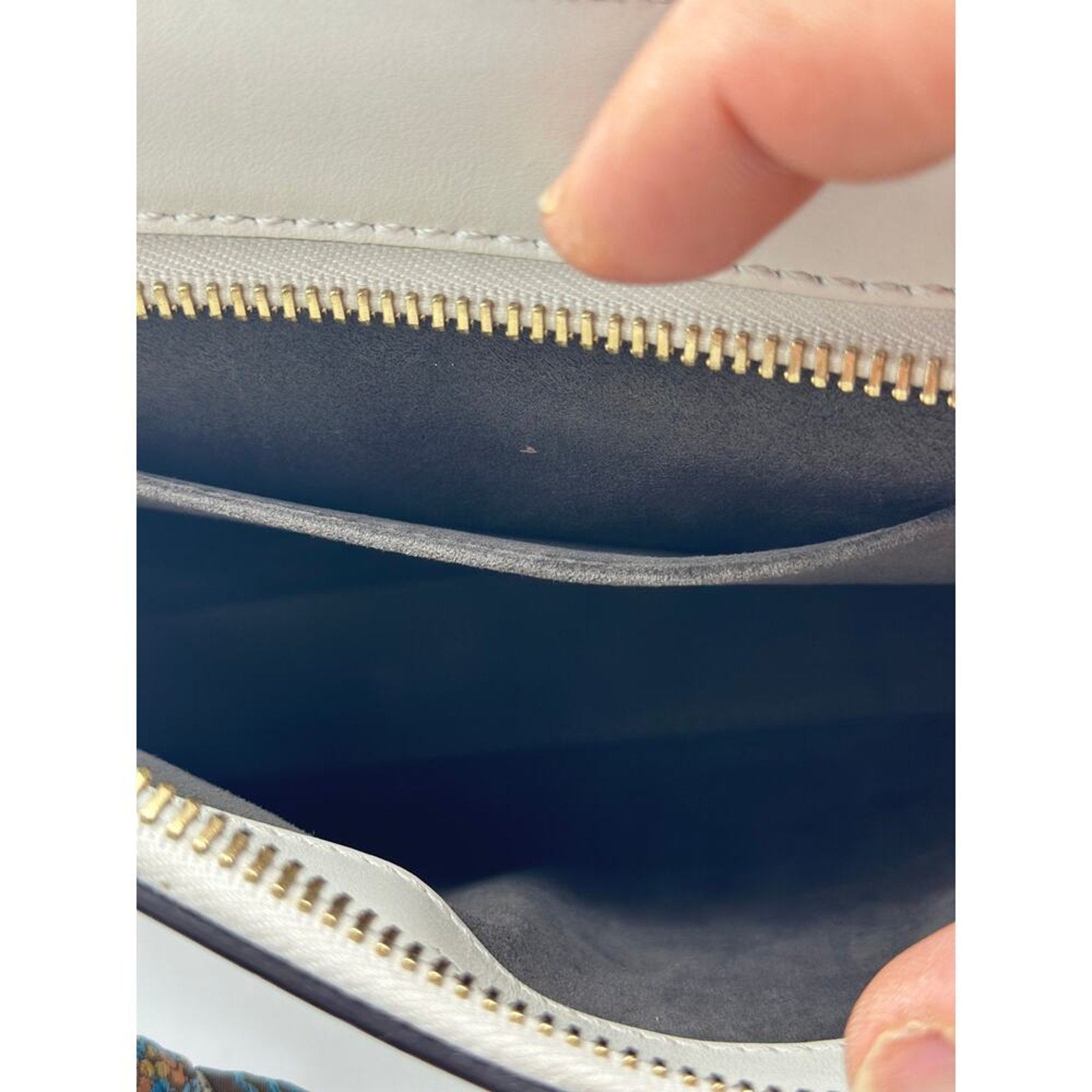 BNWT‎ Fendi Whipstitch Dotcom Bag in White calf leather! FULL INCLUSION