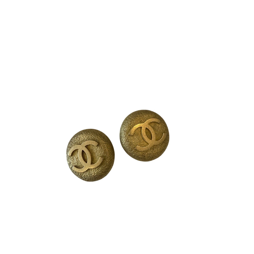 CHANEL Matte Gold Vintage CC Clips*94P date code*24K Gold Plating
